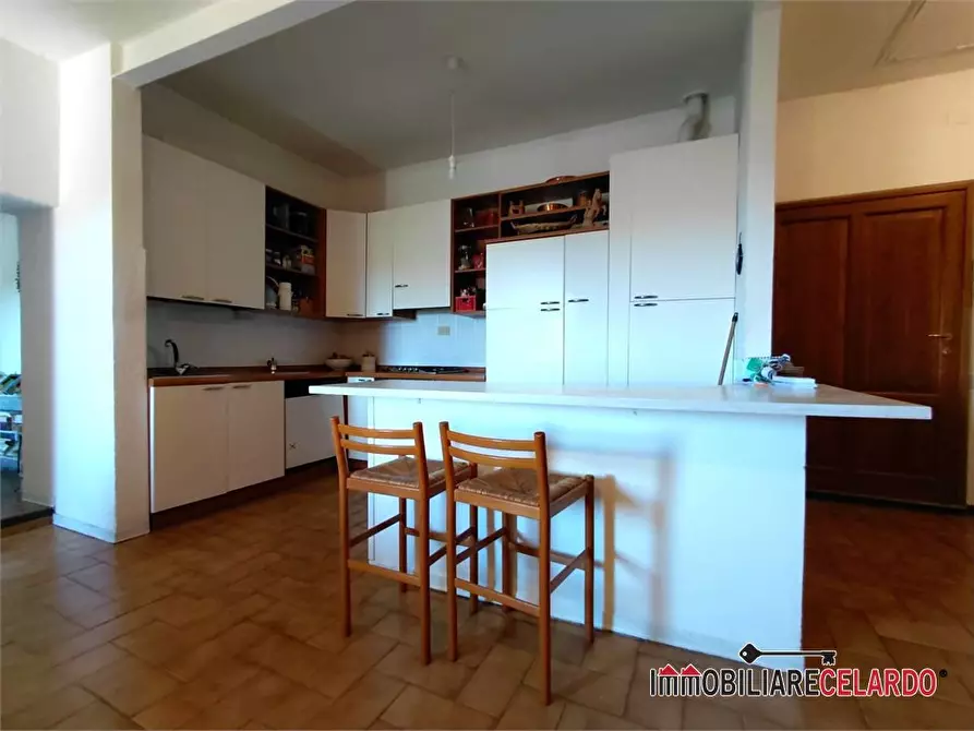 Immagine 6 di Appartamento in vendita  a Colle Di Val D'elsa