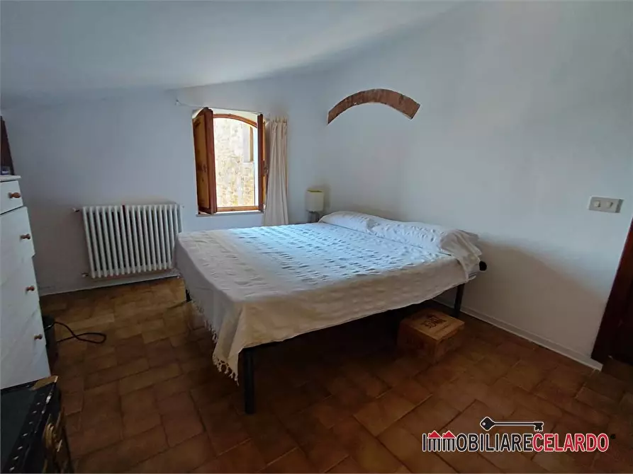 Immagine 10 di Appartamento in vendita  a Colle Di Val D'elsa
