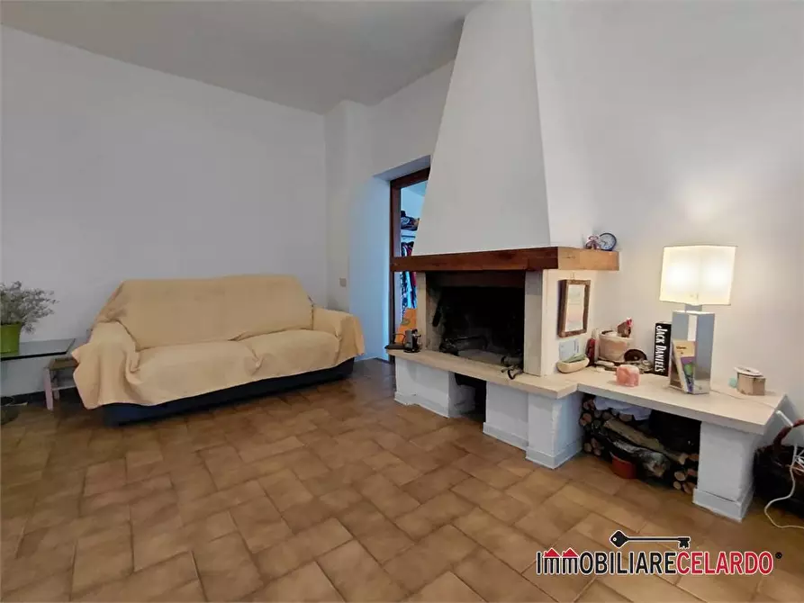 Immagine 3 di Appartamento in vendita  a Colle Di Val D'elsa