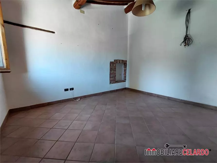 Immagine 9 di Appartamento in vendita  a Casole D'elsa
