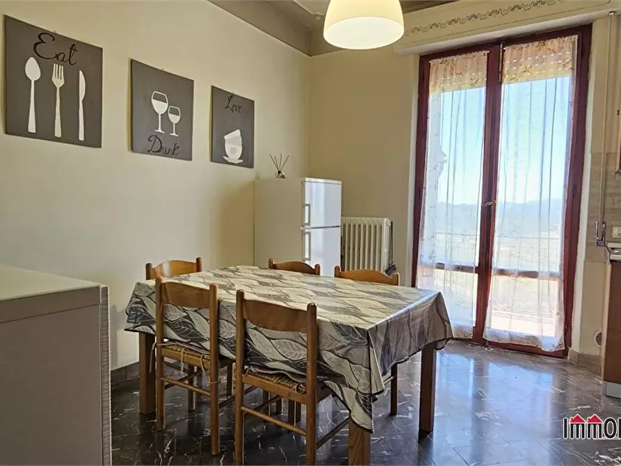 Immagine 10 di Appartamento in vendita  a Casole D'elsa