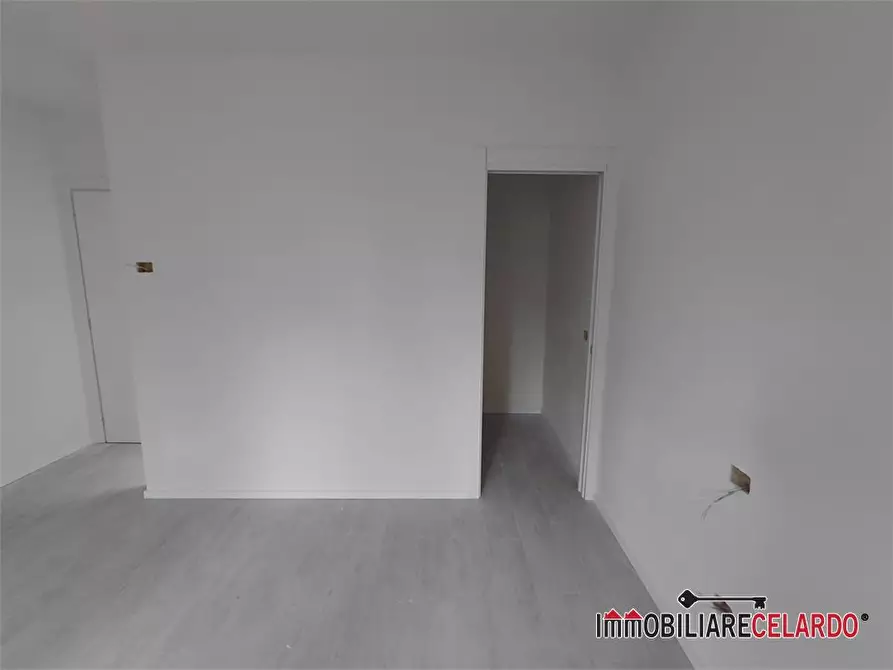 Immagine 8 di Appartamento in vendita  a Colle Di Val D'elsa