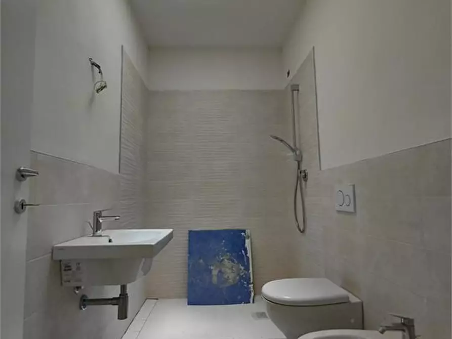 Immagine 9 di Appartamento in vendita  a Colle Di Val D'elsa