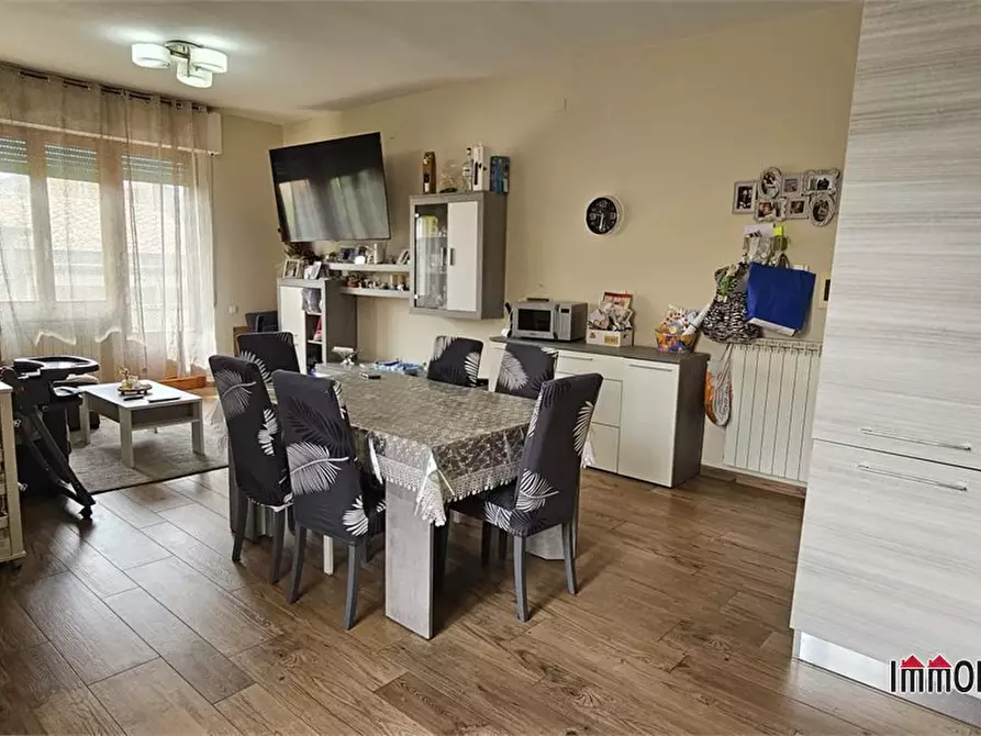 Immagine 5 di Appartamento in vendita  a Colle Di Val D'elsa