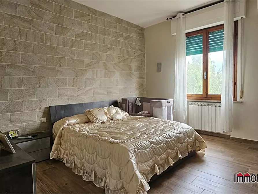 Immagine 8 di Appartamento in vendita  a Colle Di Val D'elsa
