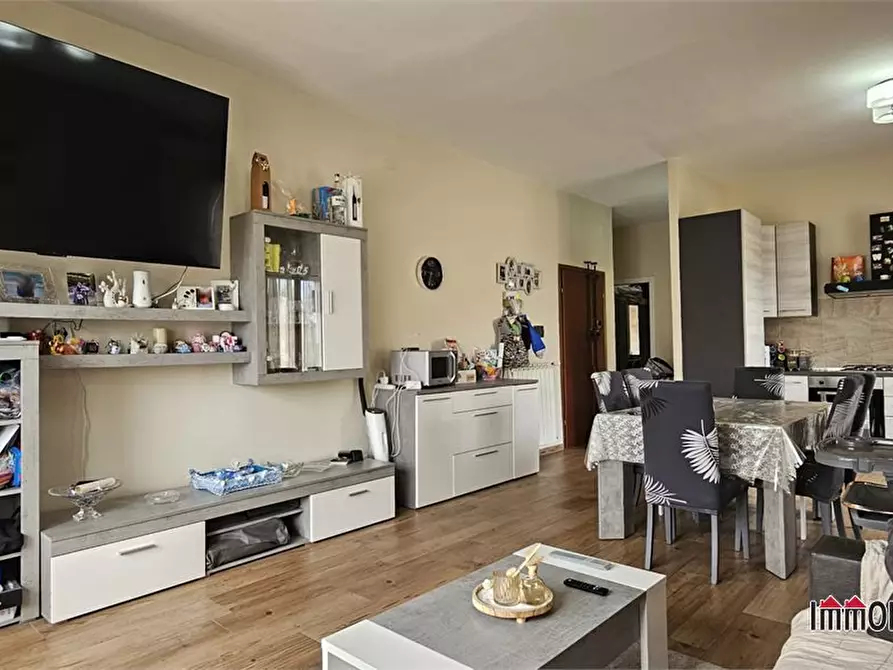 Immagine 4 di Appartamento in vendita  a Colle Di Val D'elsa