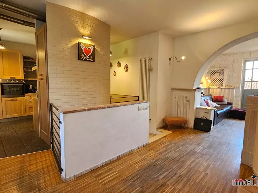 Immagine 10 di Appartamento in vendita  a Colle Di Val D'elsa