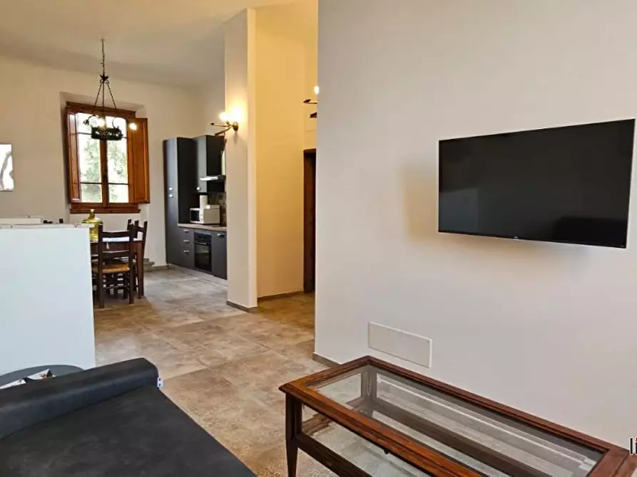 Immagine 4 di Appartamento in vendita  a San Gimignano