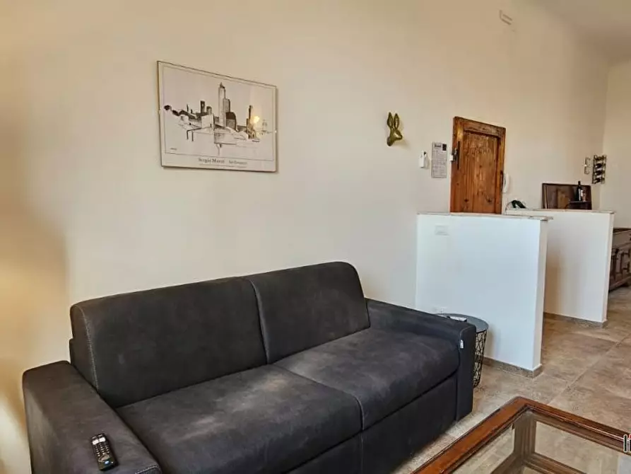 Immagine 3 di Appartamento in vendita  a San Gimignano