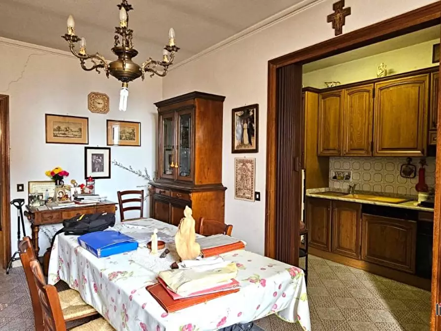 Immagine 9 di Appartamento in vendita  a San Gimignano