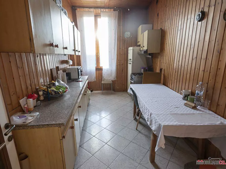 Immagine 3 di Appartamento in vendita  a Poggibonsi
