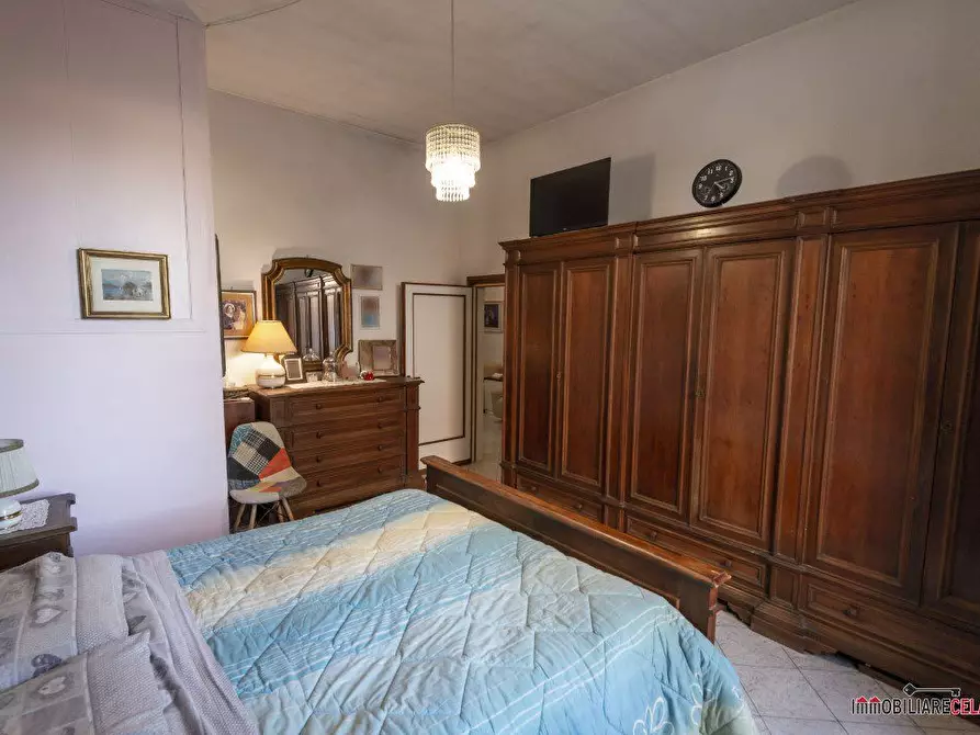 Immagine 4 di Appartamento in vendita  a Poggibonsi