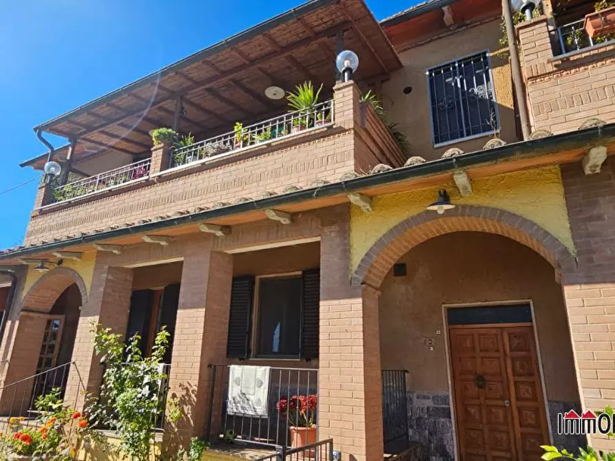 Immagine 1 di Appartamento in vendita  a Colle Di Val D'elsa