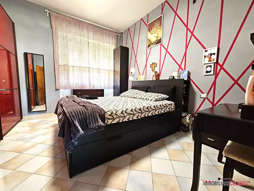 Immagine 9 di Appartamento in vendita  a Colle Di Val D'elsa