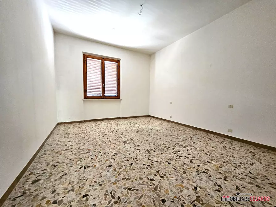 Immagine 7 di Appartamento in vendita  a Casole D'elsa