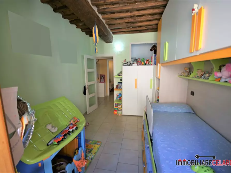 Immagine 7 di Appartamento in vendita  a Colle Di Val D'elsa
