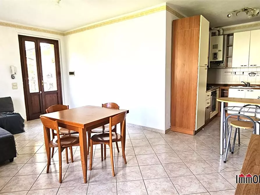 Immagine 1 di Appartamento in vendita  a Casole D'elsa