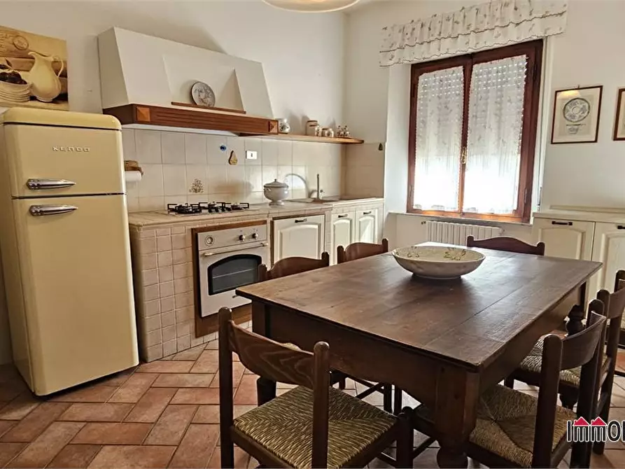 Immagine 8 di Appartamento in vendita  a San Gimignano