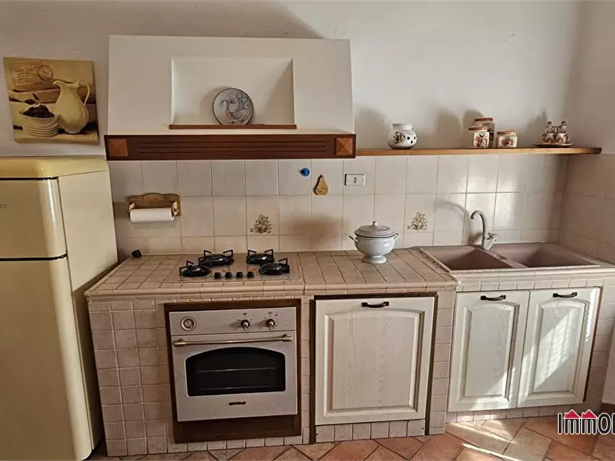 Immagine 9 di Appartamento in vendita  a San Gimignano