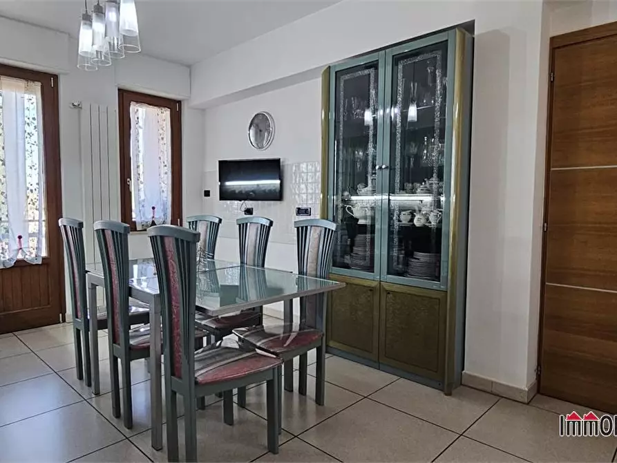 Immagine 6 di Appartamento in vendita  a Colle Di Val D'elsa