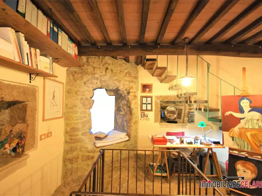 Immagine 8 di Appartamento in vendita  a Poggibonsi