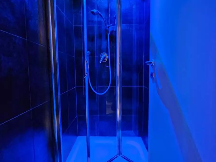 Immagine 8 di Licenza in vendita  a Colle Di Val D'elsa