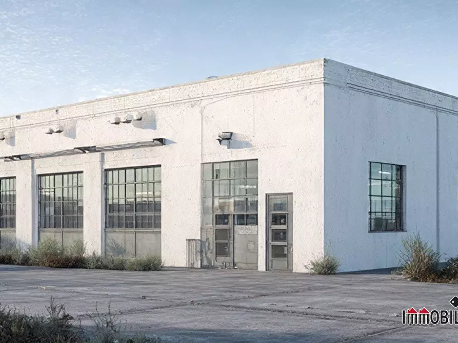 Immagine 2 di Capannone industriale in vendita  a Colle Di Val D'elsa