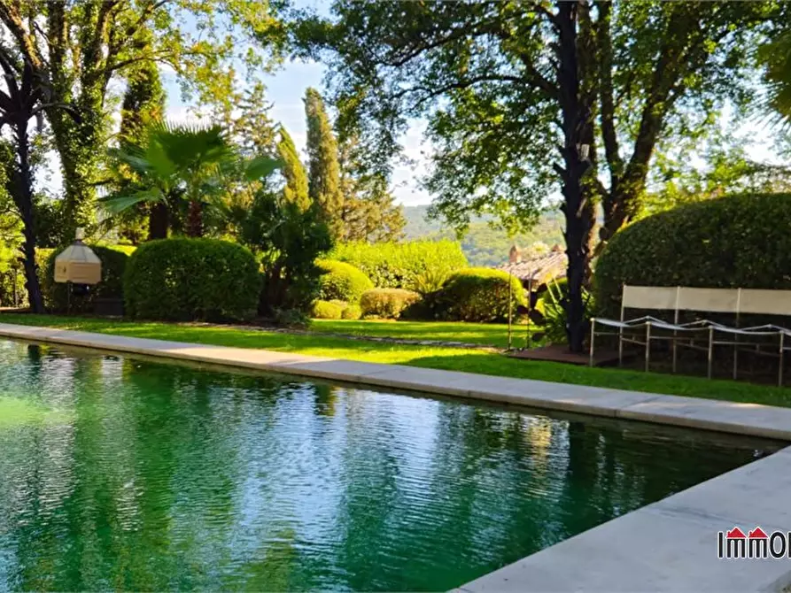 Immagine 4 di Villa in vendita  a Radda In Chianti