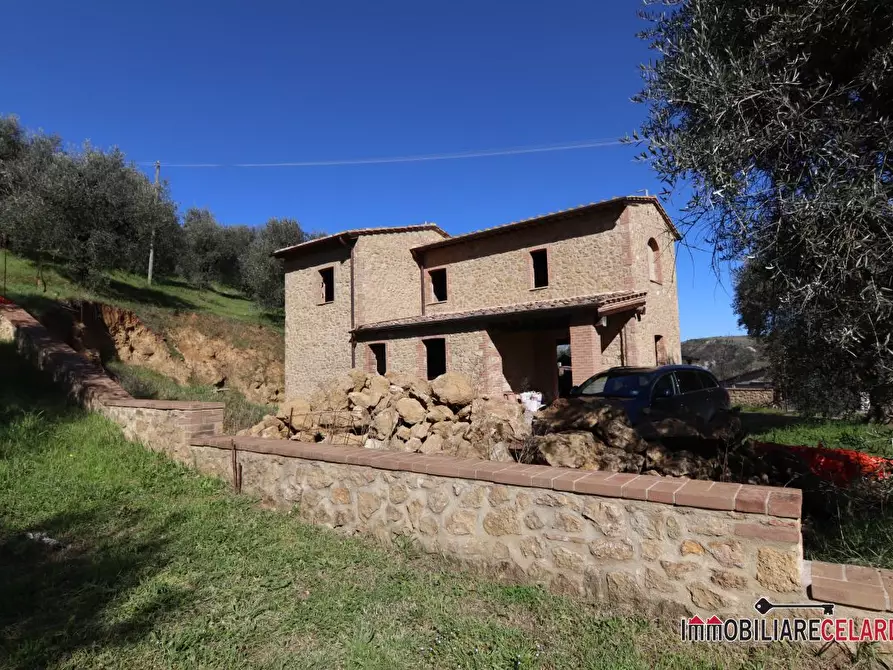 Immagine 3 di Rustico / casale in vendita  a Volterra