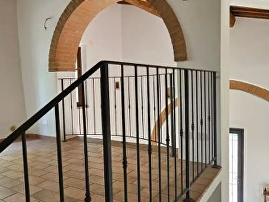 Immagine 8 di Rustico / casale in vendita  a Poggibonsi