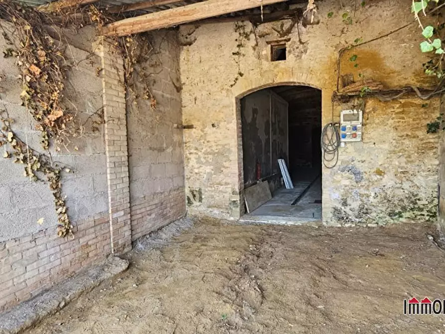 Immagine 10 di Rustico / casale in vendita  a Poggibonsi