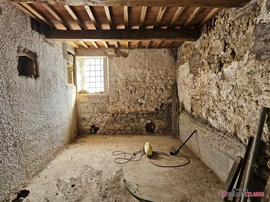 Immagine 6 di Rustico / casale in vendita  a Colle Di Val D'elsa
