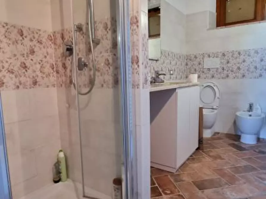 Immagine 10 di Villa in vendita  a Colle Di Val D'elsa