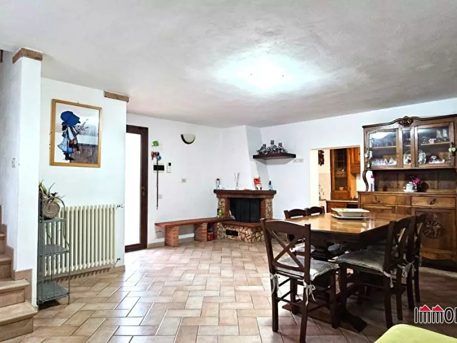 Immagine 4 di Villa in vendita  a Casole D'elsa