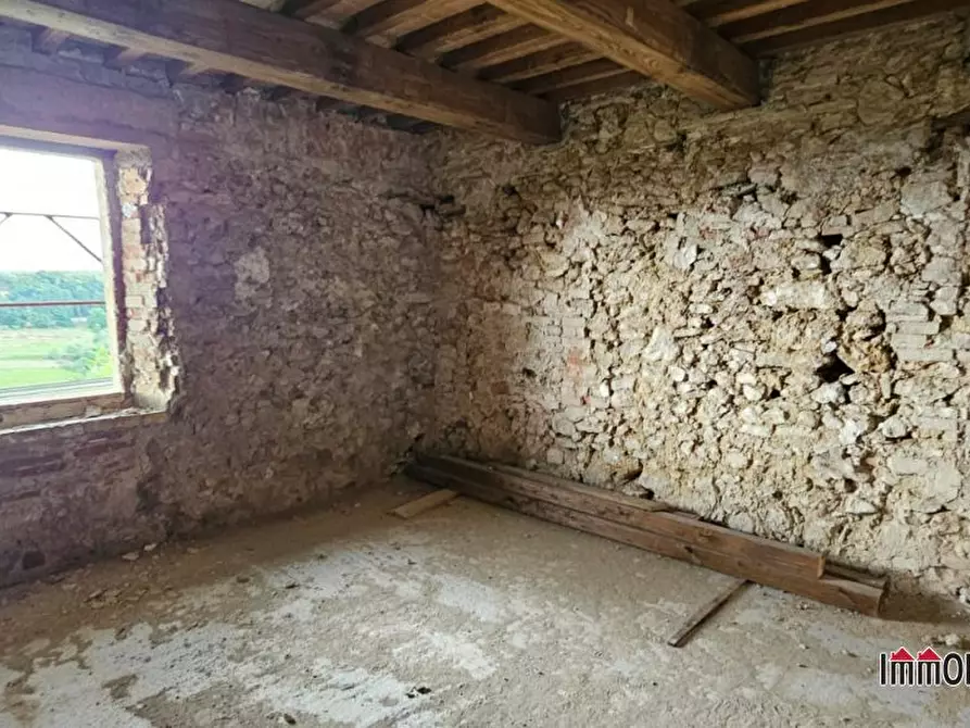 Immagine 9 di Villa in vendita  a Poggibonsi