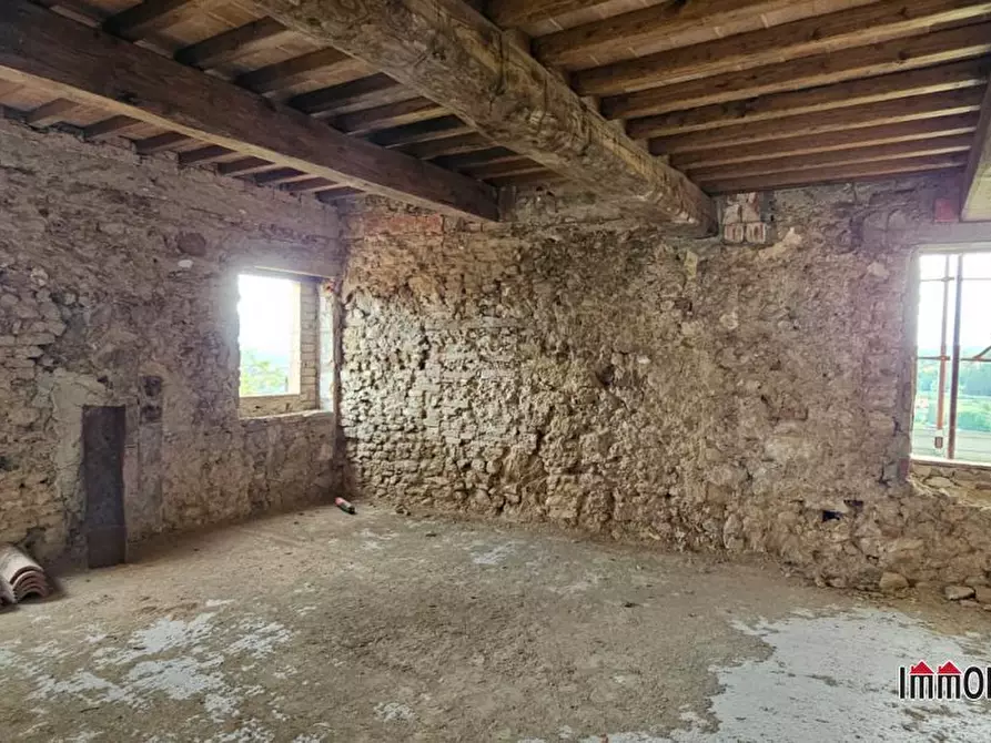 Immagine 10 di Villa in vendita  a Poggibonsi