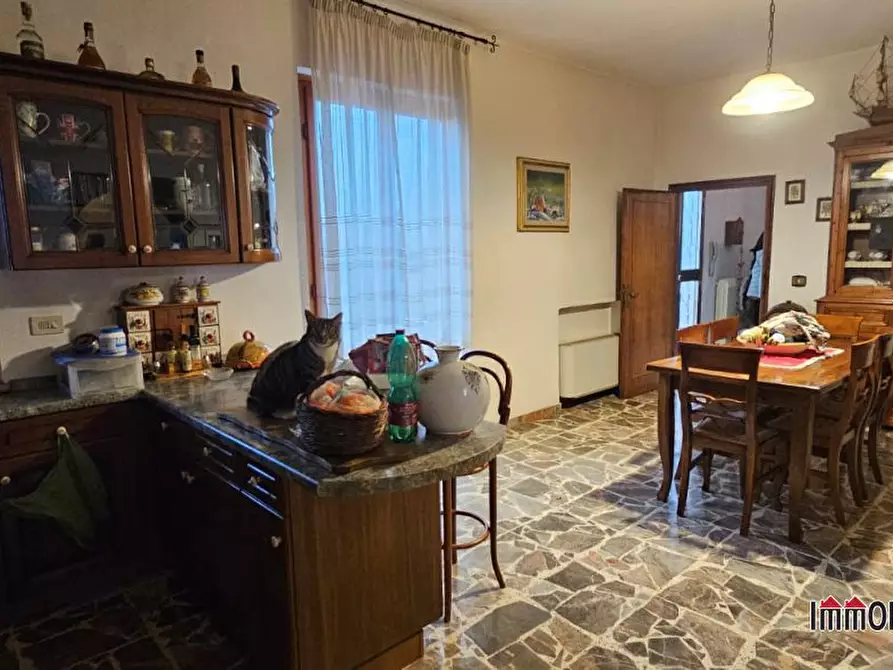 Immagine 5 di Villa in vendita  a San Gimignano