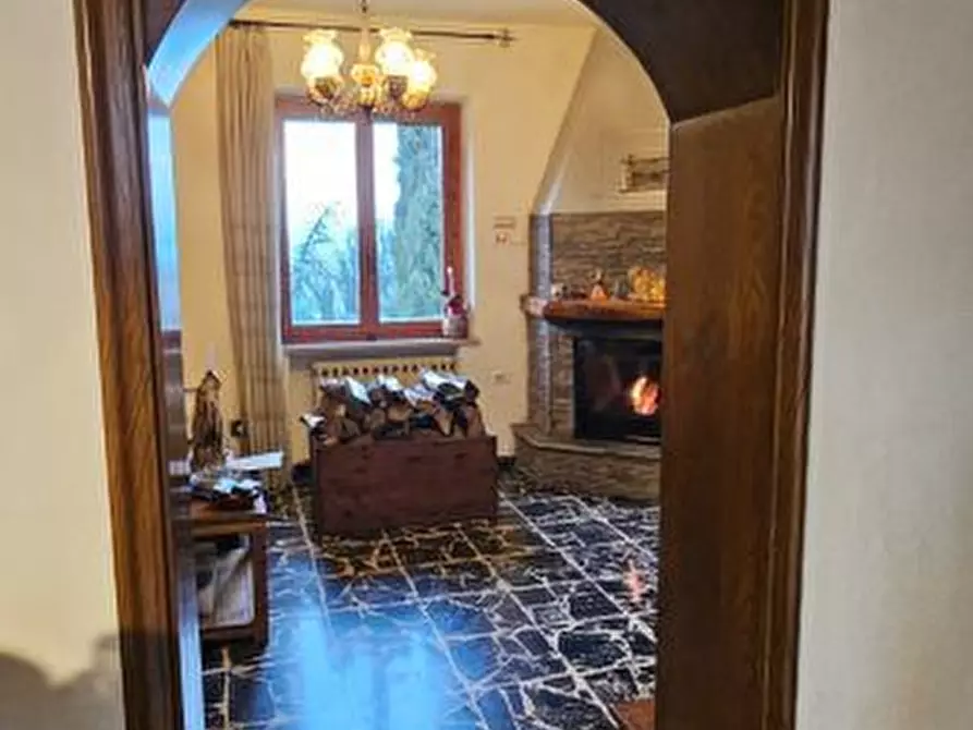Immagine 10 di Villa in vendita  a San Gimignano
