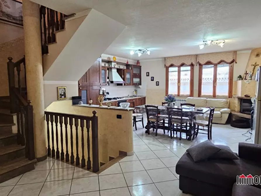 Immagine 9 di Villa in vendita  a Colle Di Val D'elsa