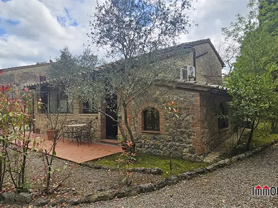 Immagine 6 di Villa in vendita  a San Gimignano