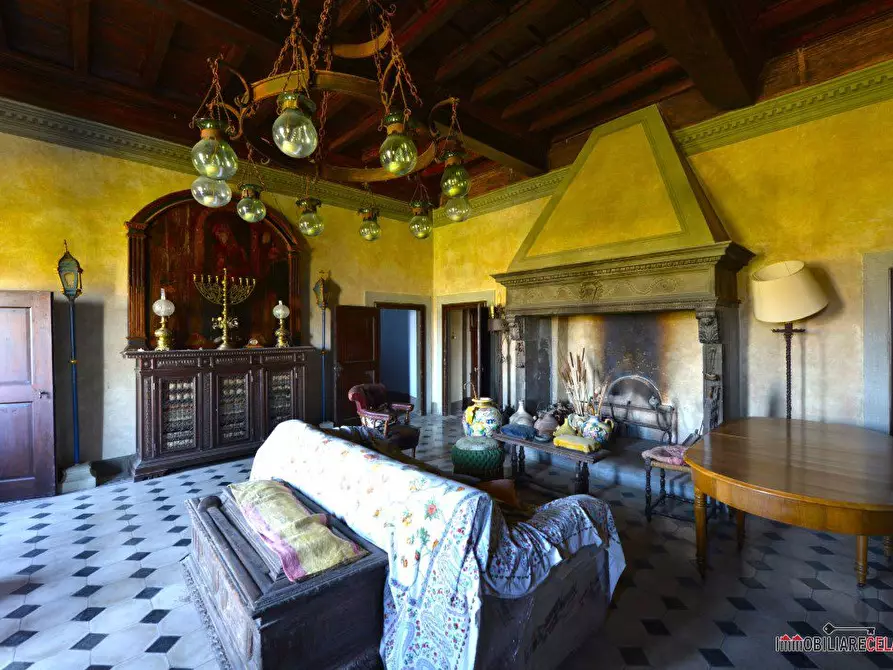 Immagine 4 di Villa in vendita  a Castellina In Chianti