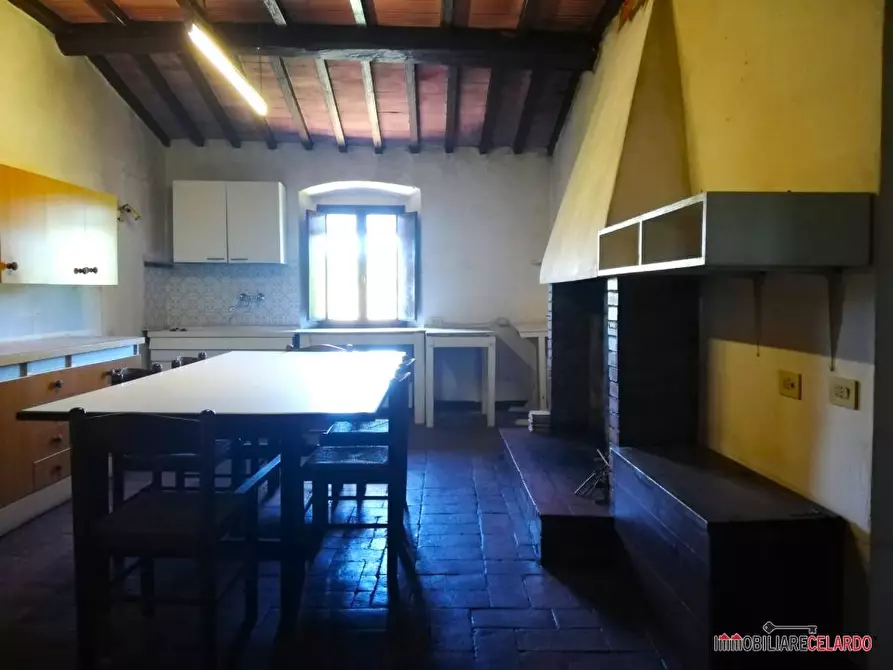 Immagine 10 di Villa in vendita  a Castellina In Chianti