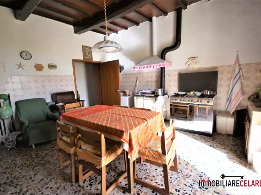 Immagine 8 di Villa in vendita  a Colle Di Val D'elsa