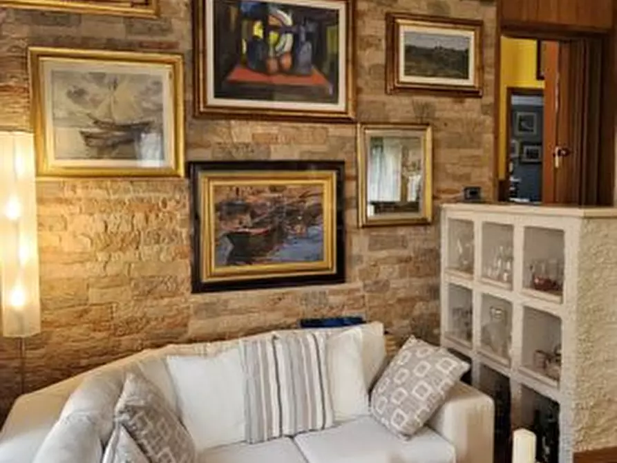 Immagine 8 di Villa in vendita  a Colle Di Val D'elsa