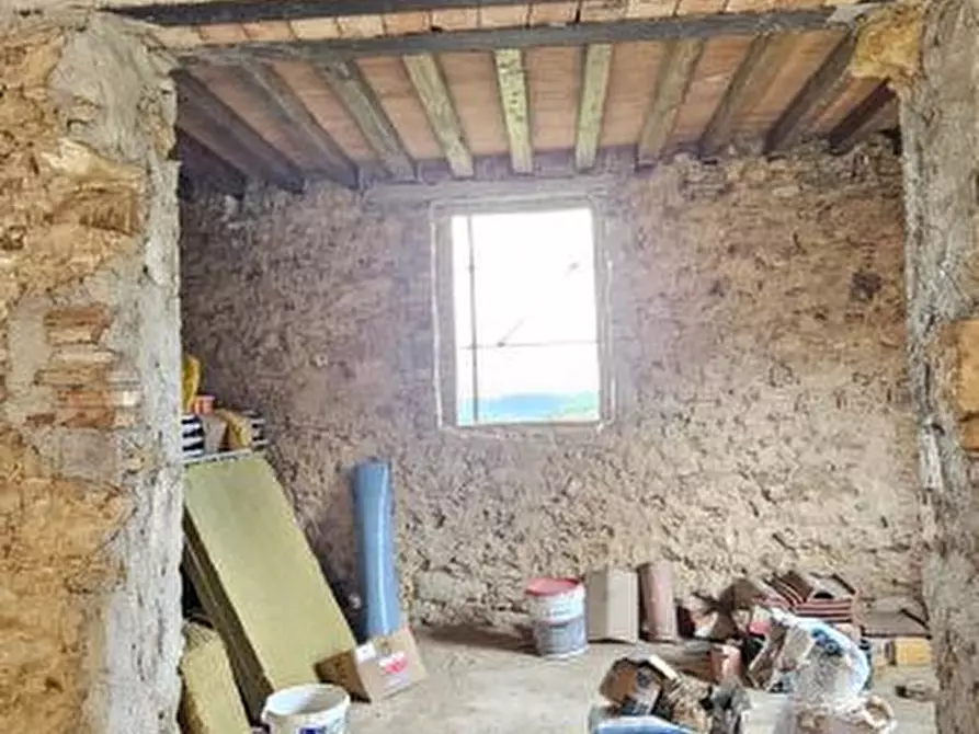 Immagine 9 di Villa in vendita  a Poggibonsi