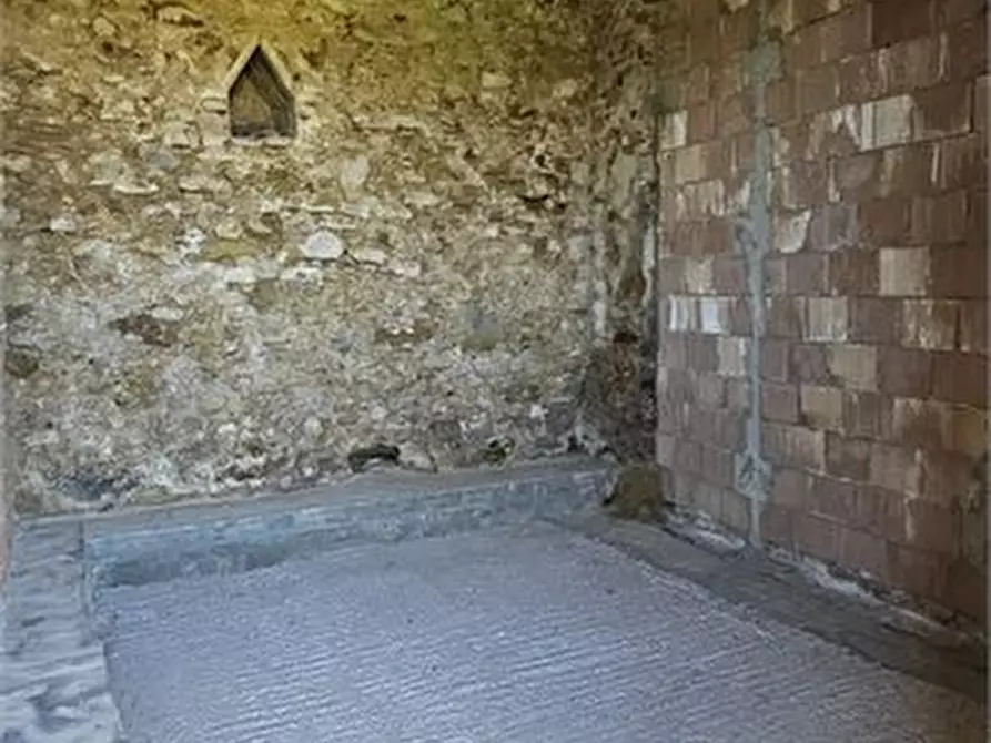 Immagine 9 di Villa in vendita  a Poggibonsi