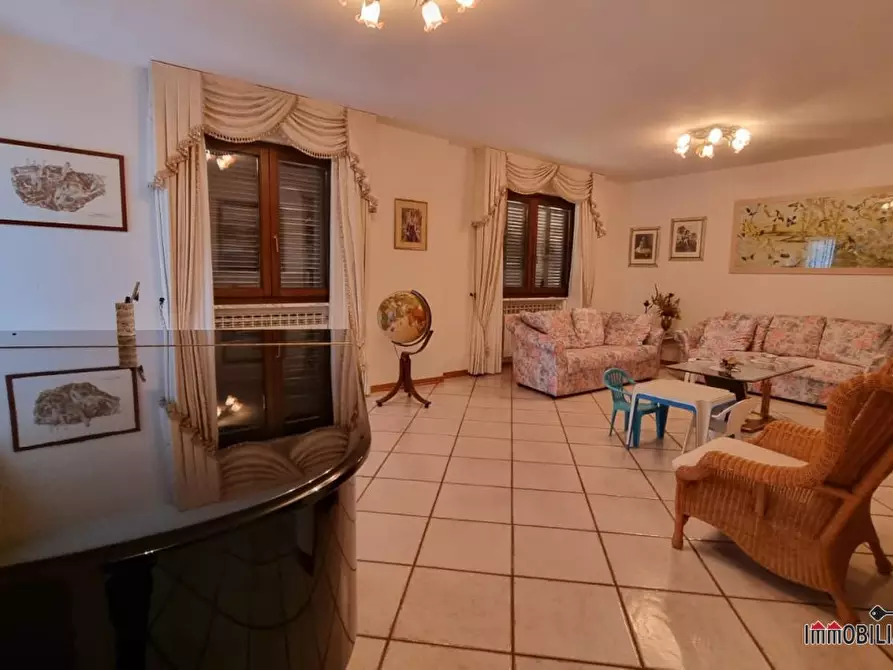 Immagine 3 di Villa in vendita  a Colle Di Val D'elsa