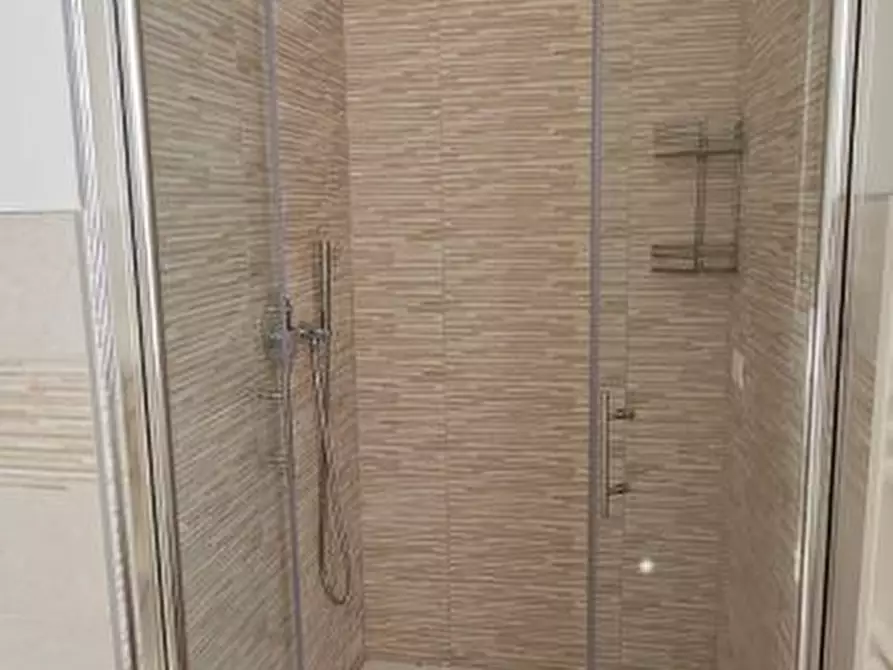 Immagine 9 di Villa in vendita  a Colle Di Val D'elsa