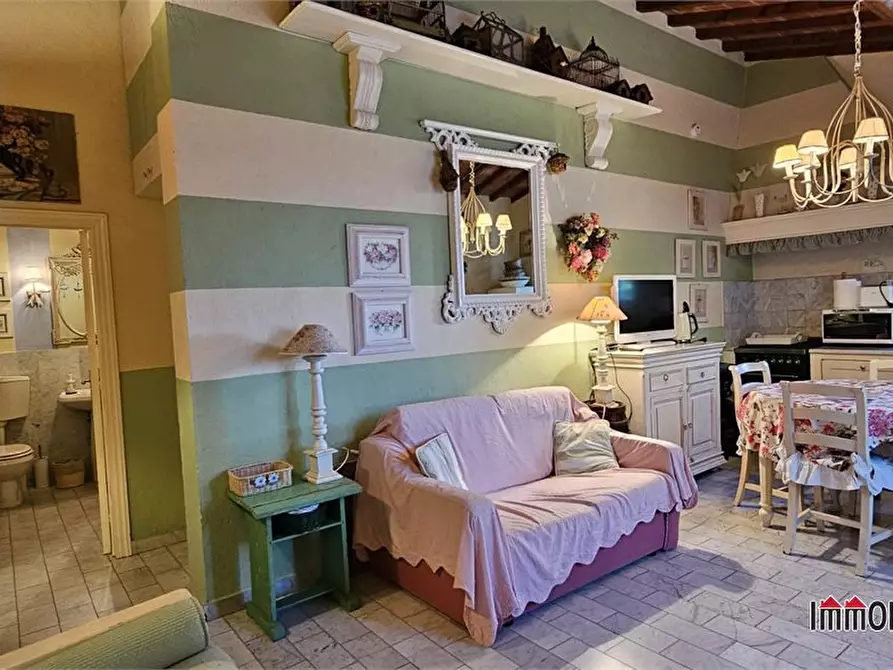 Immagine 6 di Villa in vendita  a Casole D'elsa