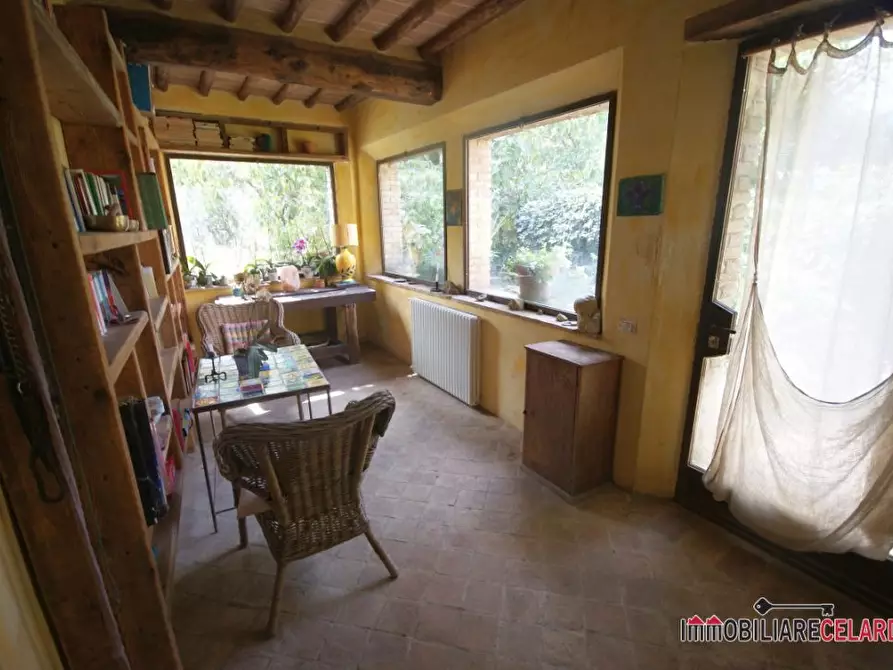 Immagine 6 di Villa in vendita  a San Gimignano